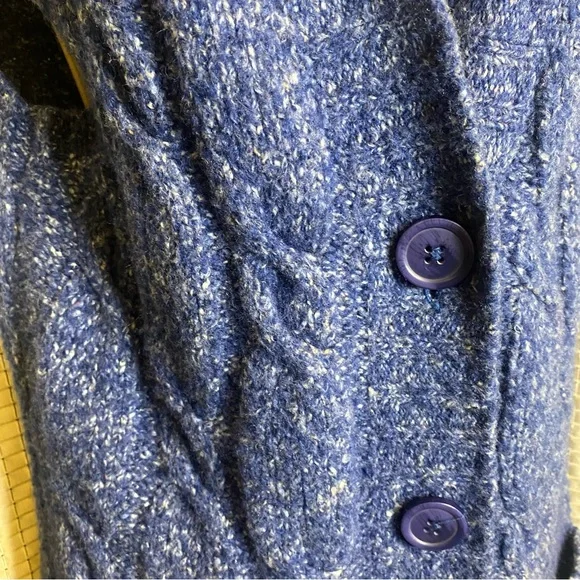 L.L. Bean Swift River Blue Cardigan Sweater Vest Medium - Picture 3 of 8